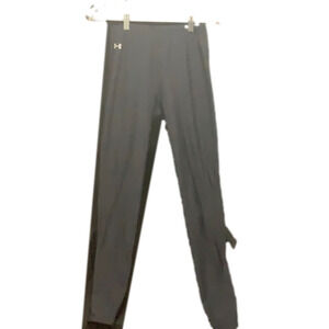Under Armour black lined polyester pants
